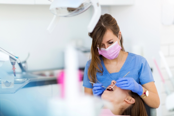 How A General Dentist Can Help You Achieve A Healthier Smile